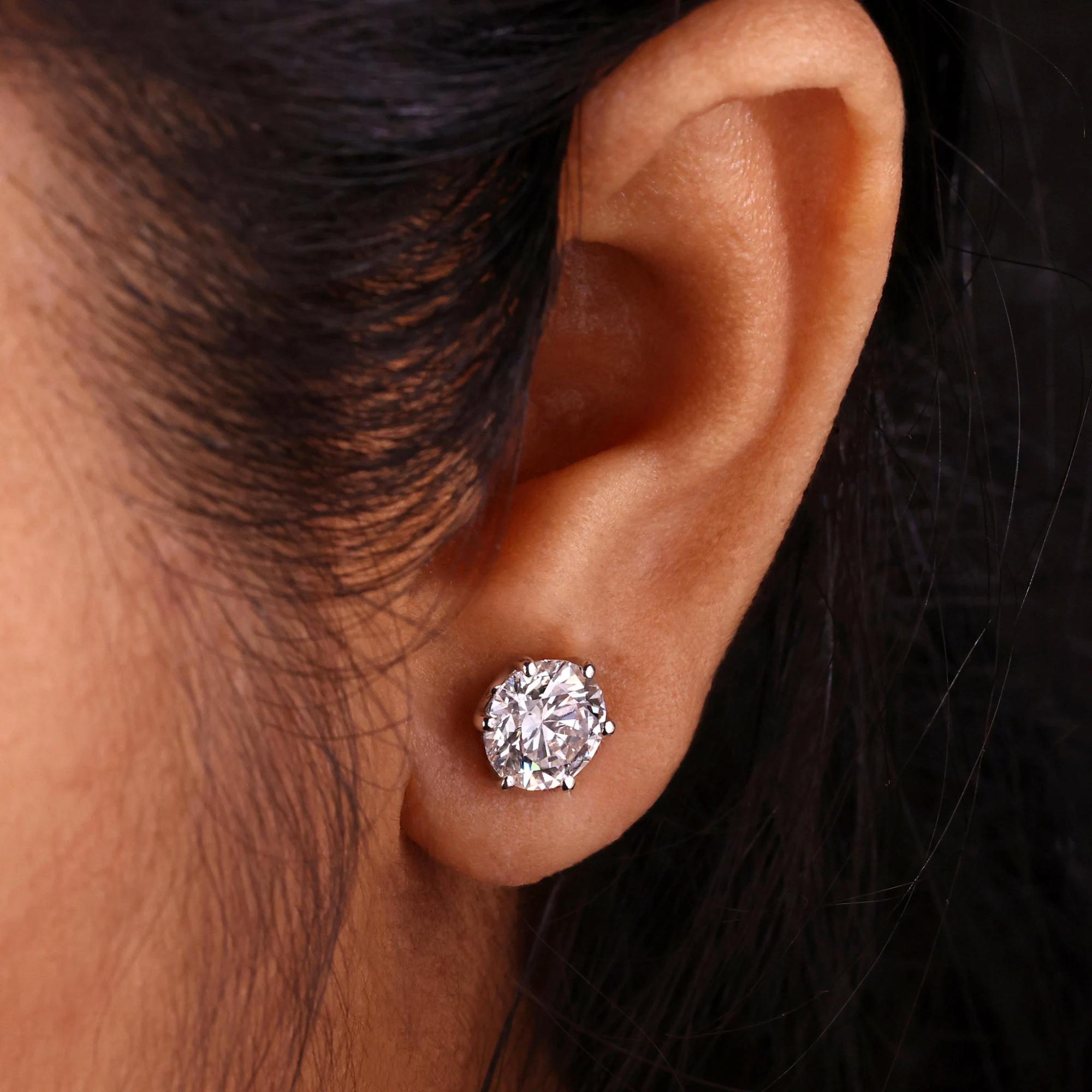 1 Pair of 0.5/1/2/3 Carat S925 Moissanite Earrings, Stylish And Sophisticated, Perfect for Holiday Gifts, Ideal for Friends And Birthdays, Appropriate for Different Events, For Teenager