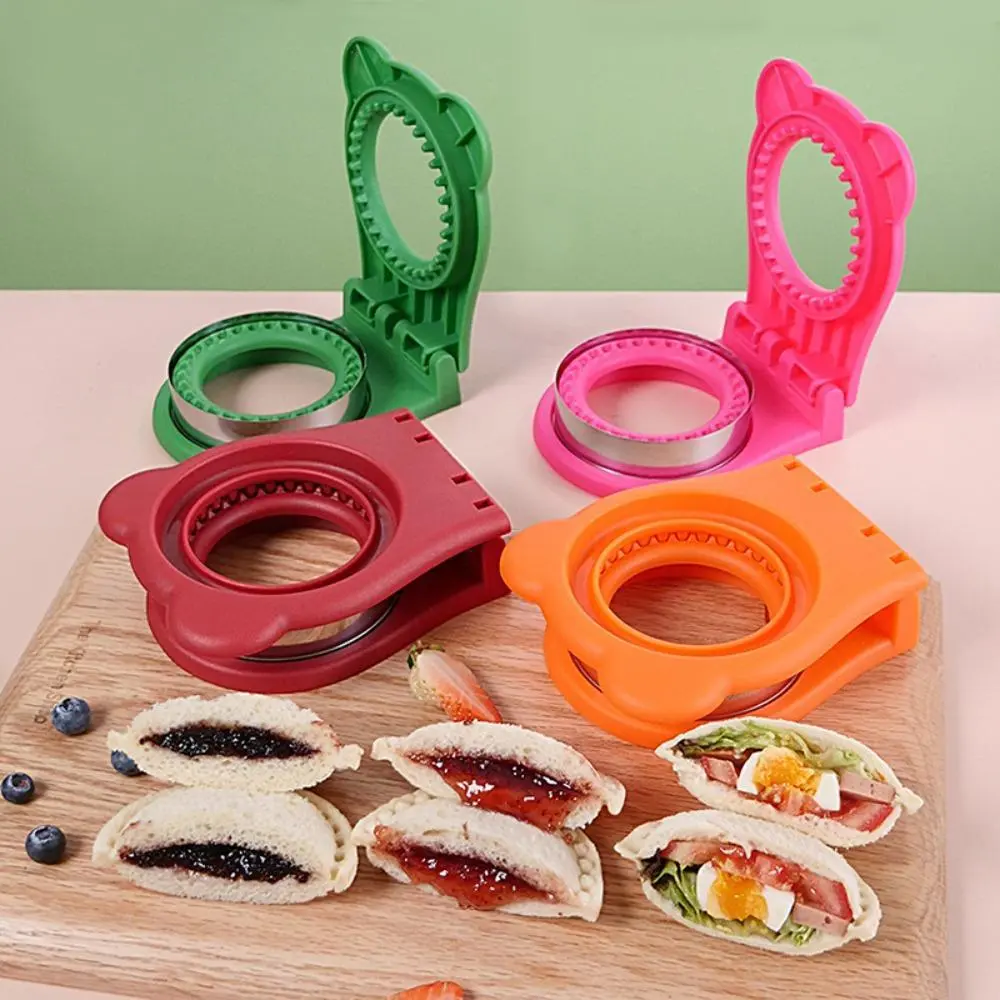 Crustless Sandwich Maker, Food-Grade Sealer and Cutter for Smooth Edges, Leakproof Press for Practical Meal Prep and Work Lunches, Save Money, Camping, Clean Cut, Smooth Cut, Custom Homemade Sandwiches, Practical Tool