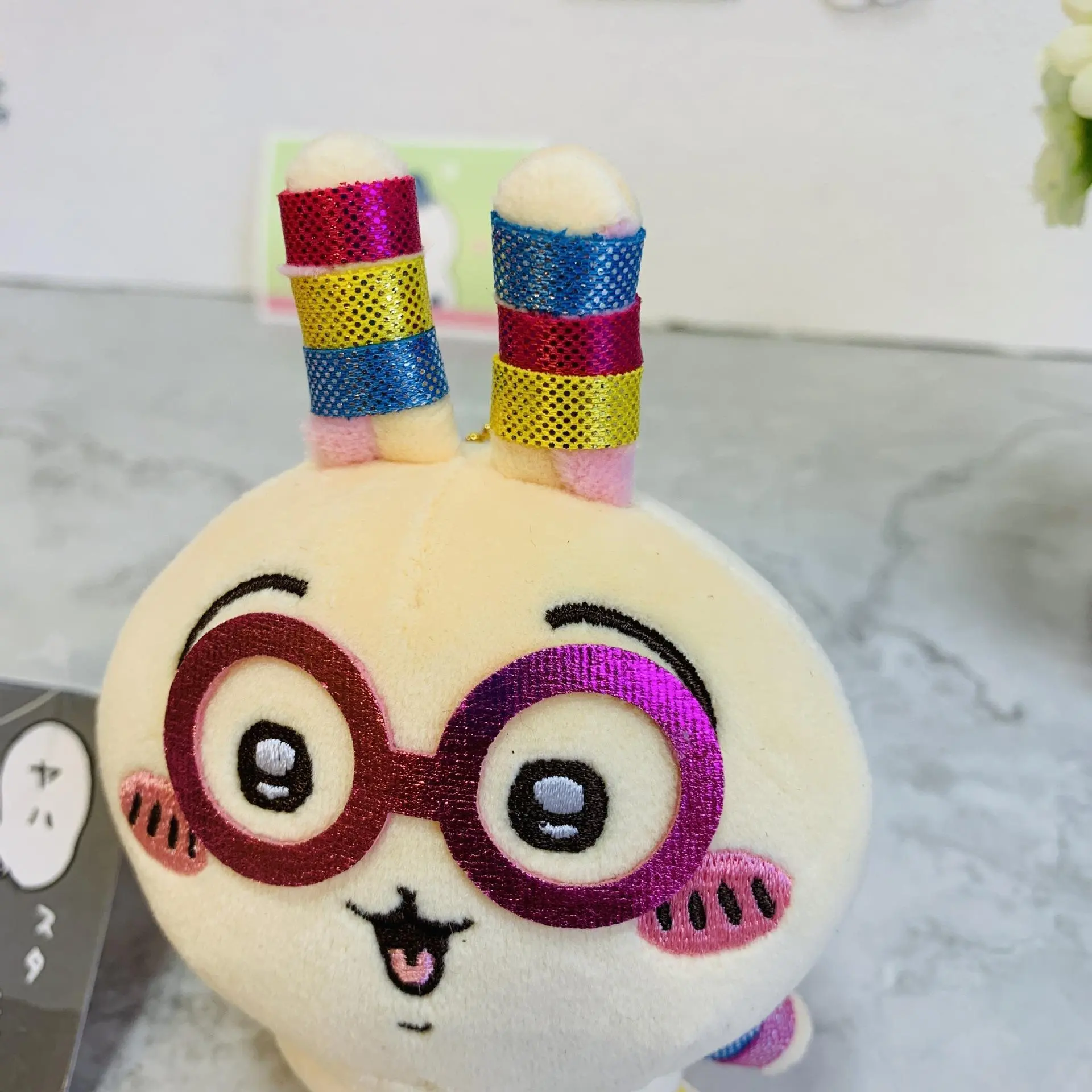 Cute children's gift Chiikawa Hachiware Usagi fluorescent sticks cute pendant plush doll backpack key