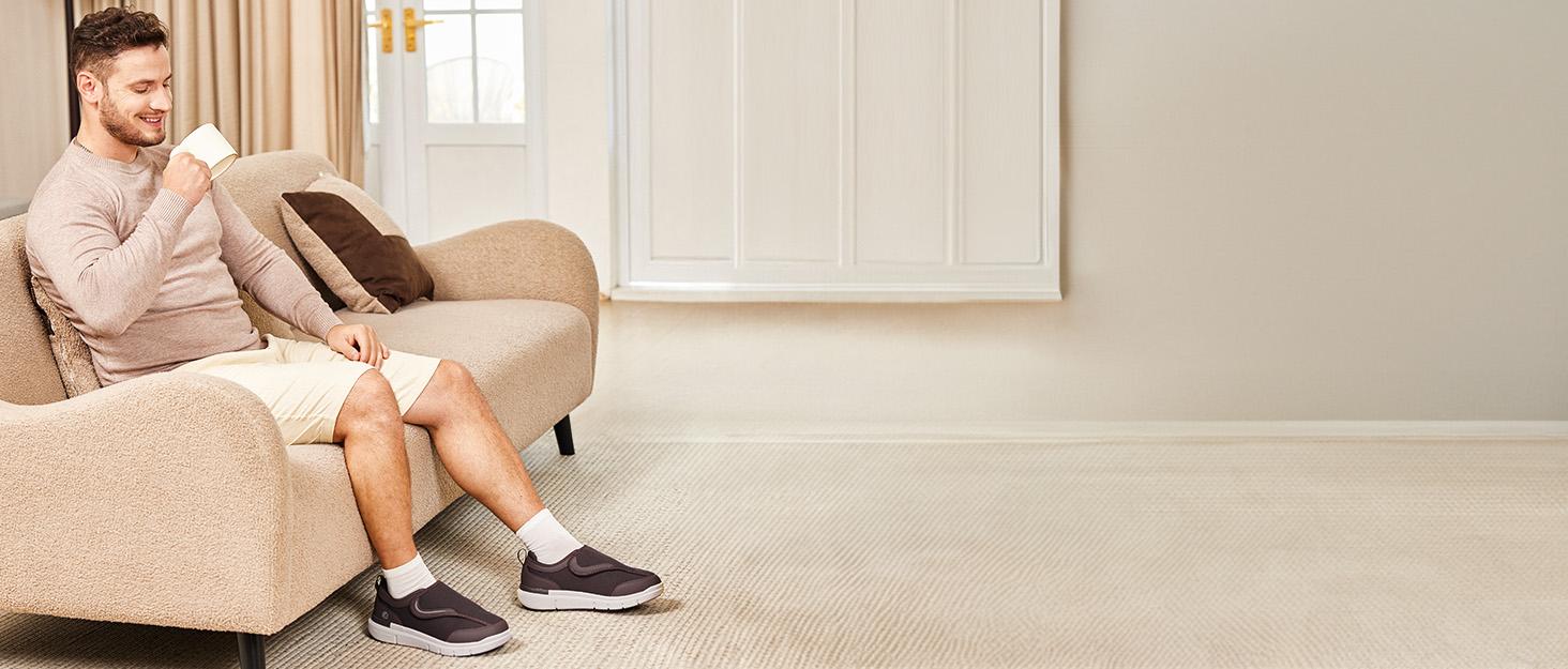 FitVille Men's EasyTop Wings Diabetic Shoes V9 Runner Sneaker FitVille Men's EasyTop Wings Diabetic Shoes V9 Runner Sneaker