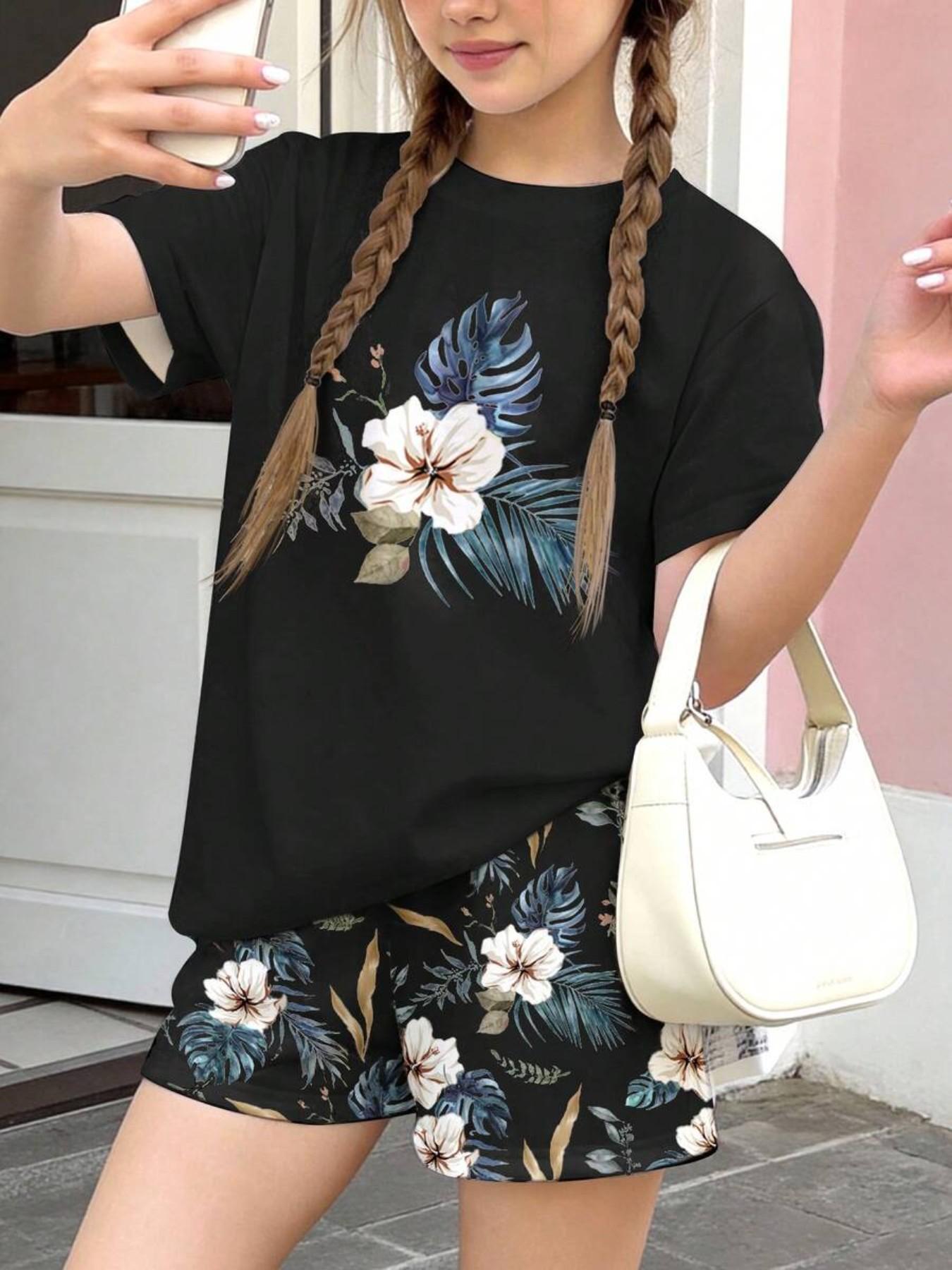 Girls Vibrant Floral Print T-Shirt and Shorts Set, Summer Outdoor Campus, Fashionable Trendy Casual Wear, Loose-Fitting Suit, Tropical Print Set, Summer Clothes Set