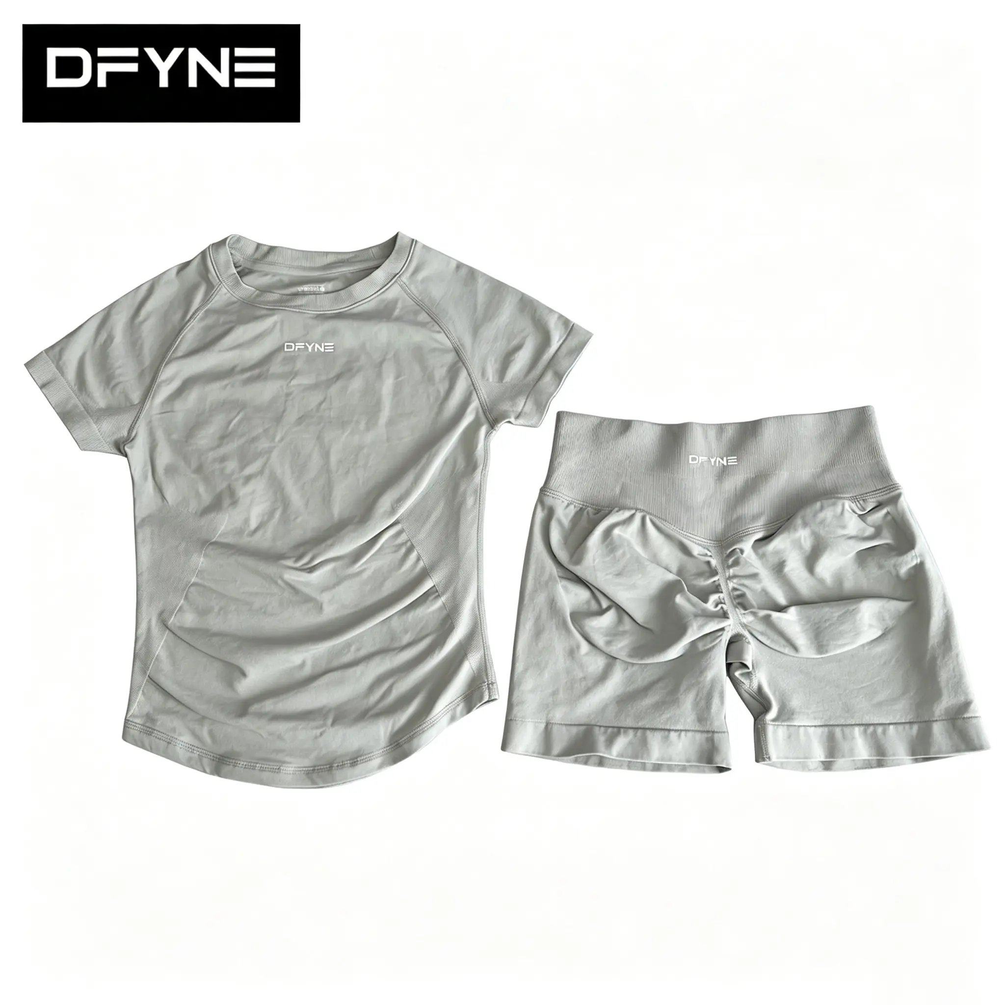 Feather Rice [Short Sleeve + Shorts]