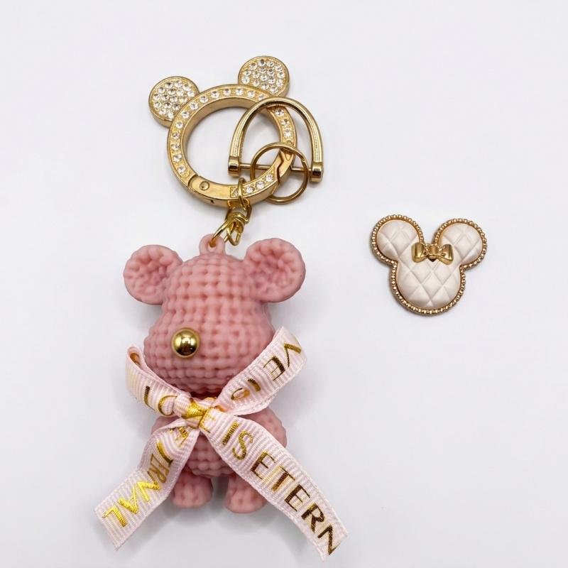 Creative cartoon girl-themed wool teddy bear keychain for couples, car bag pendant, small hanging piece, fashionable gift