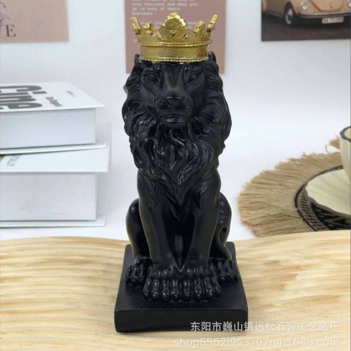 Crown Lion Home Decor Ornament, Elegant Animal Sculpture for Living Room, Unique Wall Art Piece, Perfect Gift for Housewarming