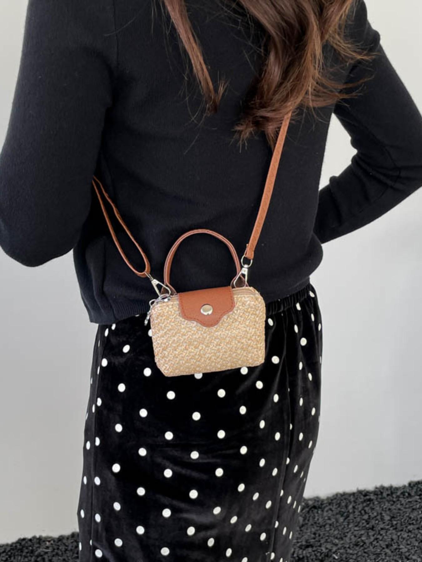 2026 New Straw Woven Leather Mini Bag, Flower Charm Handbag Crossbody Purse, Vacation Style Coin Purse, Fashionable and Stylish Accessory