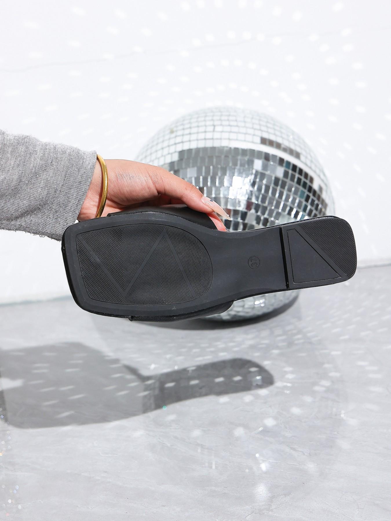 2026 Women's Flat Sandals, Summer Beach Slippers, Metal Buckle Open-Toe Casual Shoes, Comfortable and Stylish, Medium Width