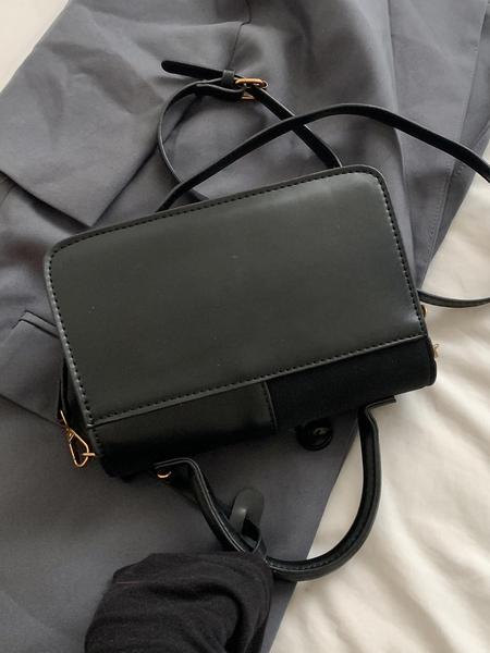 Women's Simple and Personalized Retro Square Bag with Flip Cover, Fashion Purses, Fashionable and Casual, Versatile and Trendy Exquisite Women's Shoulder Bag Crossbody Bag, Suitable for Office and University Use, Suitable for Travel and Outings.