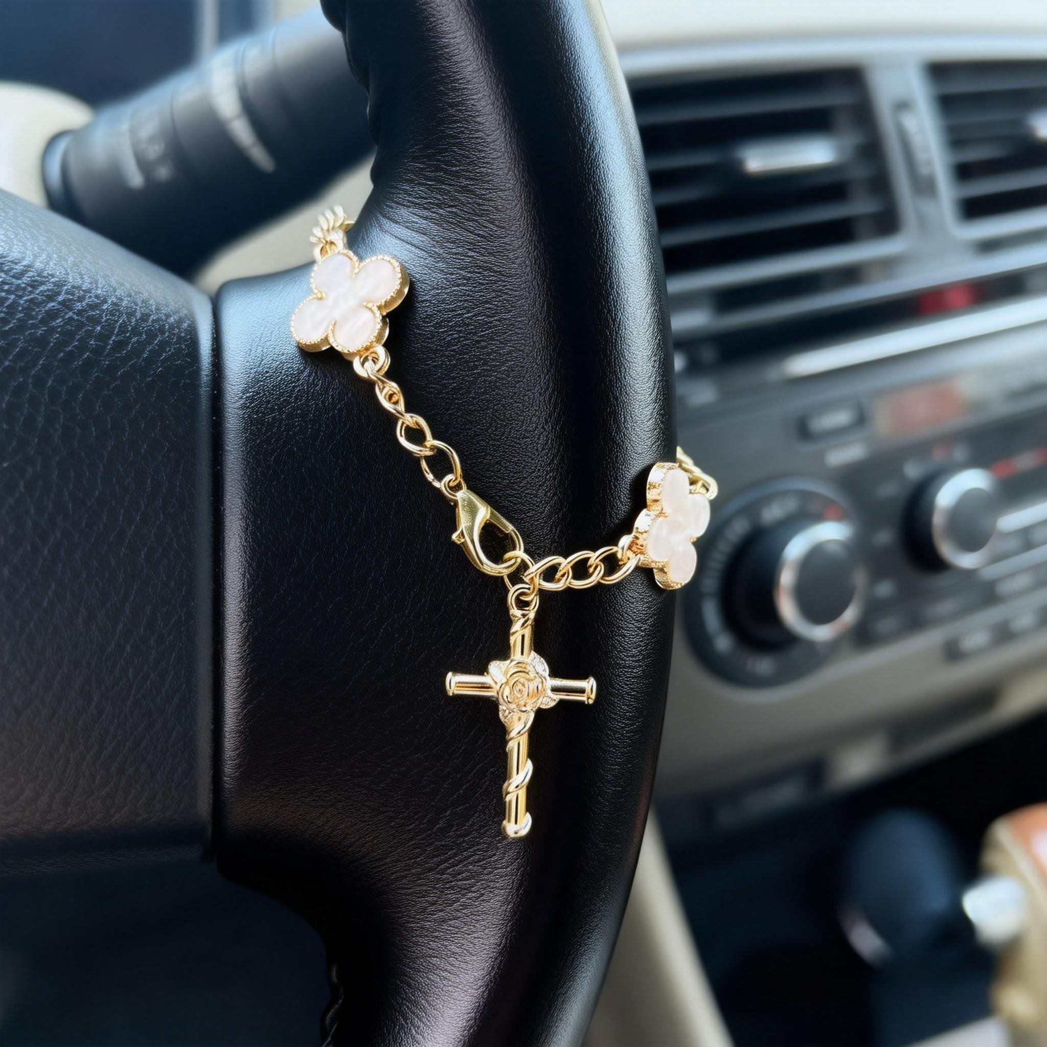 Four-Leaf Clover Steering Wheel Ornament, Rose Cross Pendant, Elegant Car Steering Wheel Decoration, Car Accessories, Car Hanging Decorations, Car Interior Decoration, Car Interior Accessory