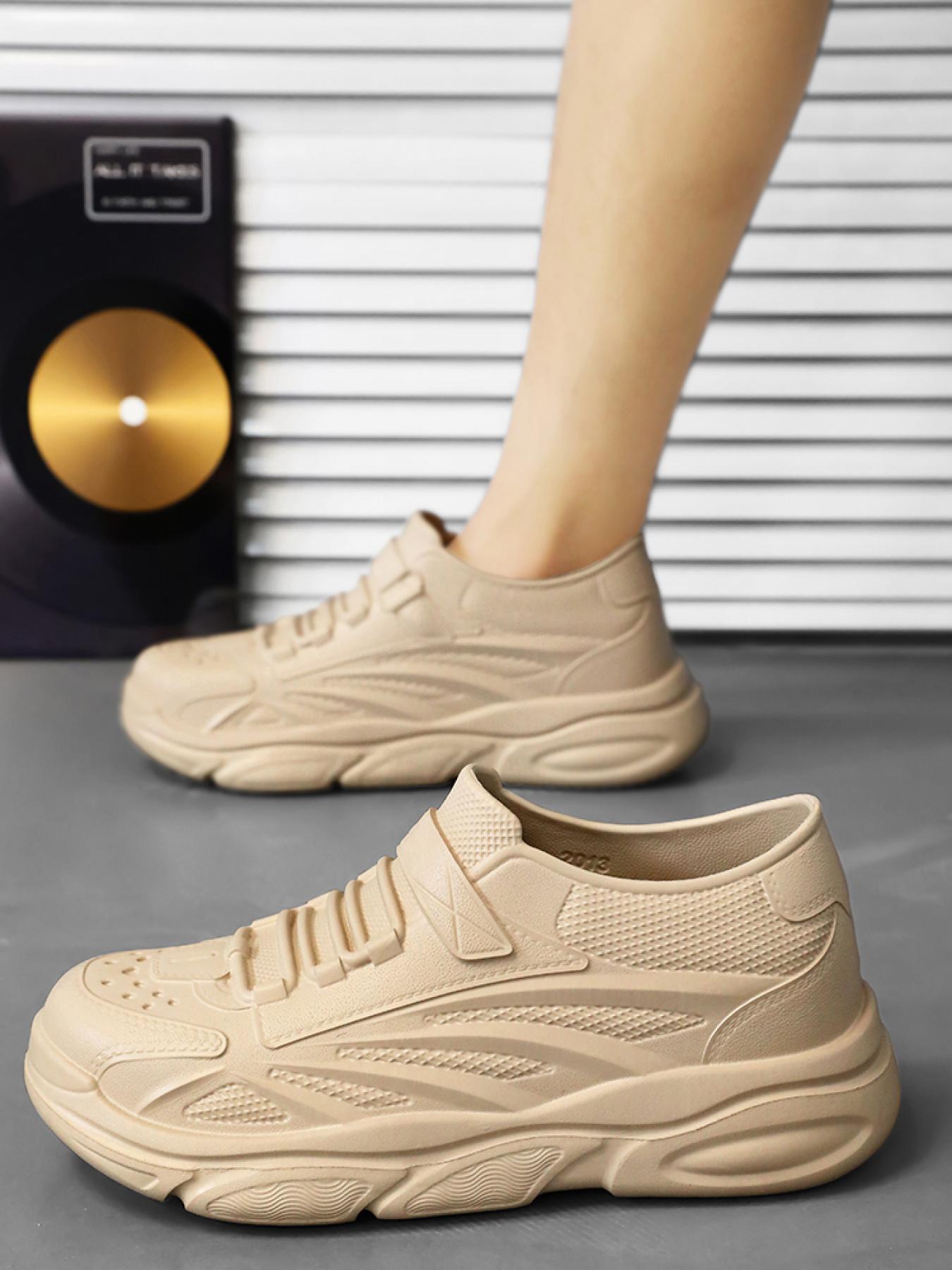 Men's Black Casual Dad Shoes with Platform Height Boost, Breathable Mesh, Non-slip Wear-resistant Sole for Daily Commute and Outdoor Activities