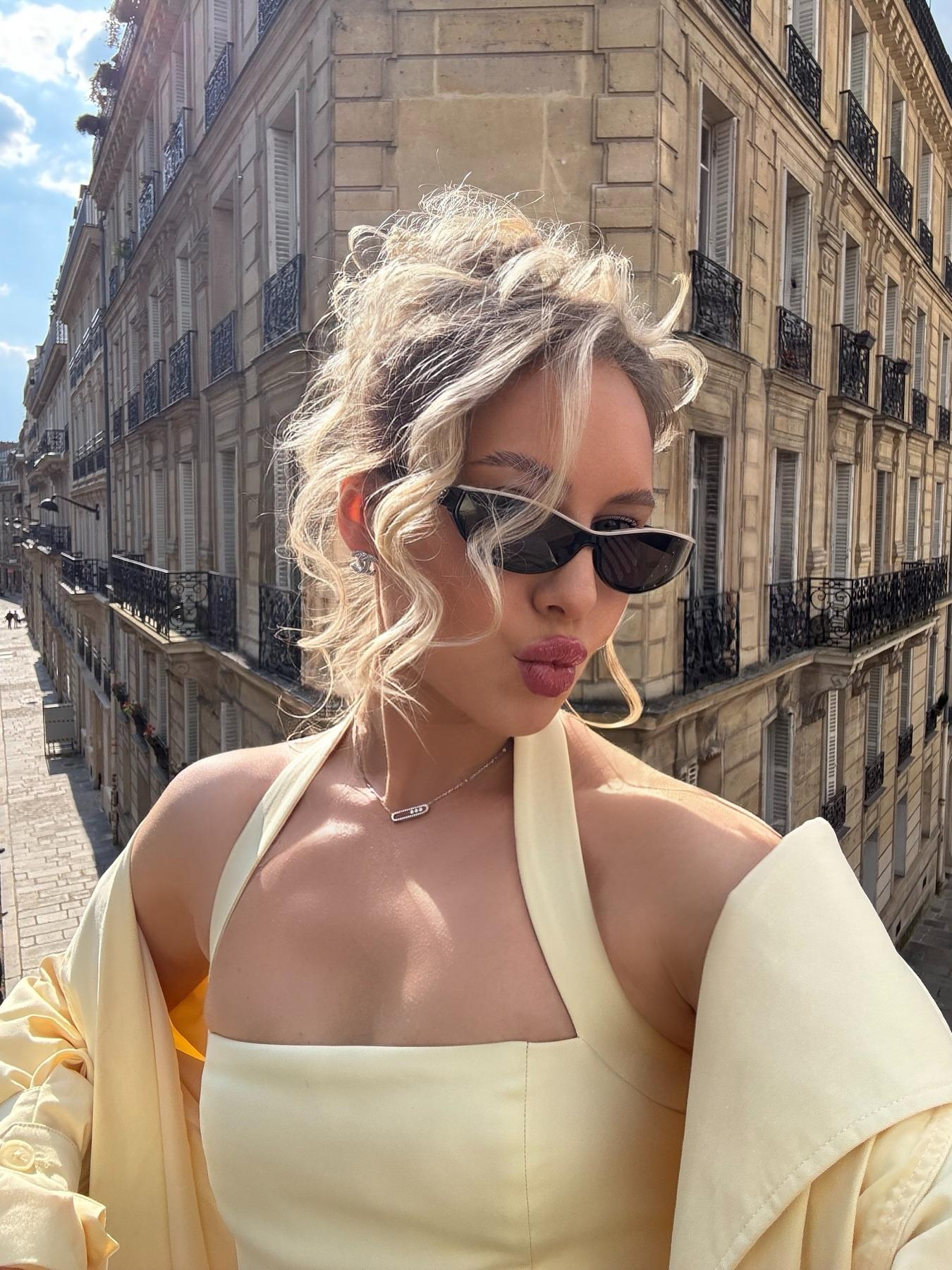 Pure Color Elegant Halter Neck Backless Waist Cinched Midi Dress, Sleeveless Fitted Plain Style, Women's Fashion Clothing