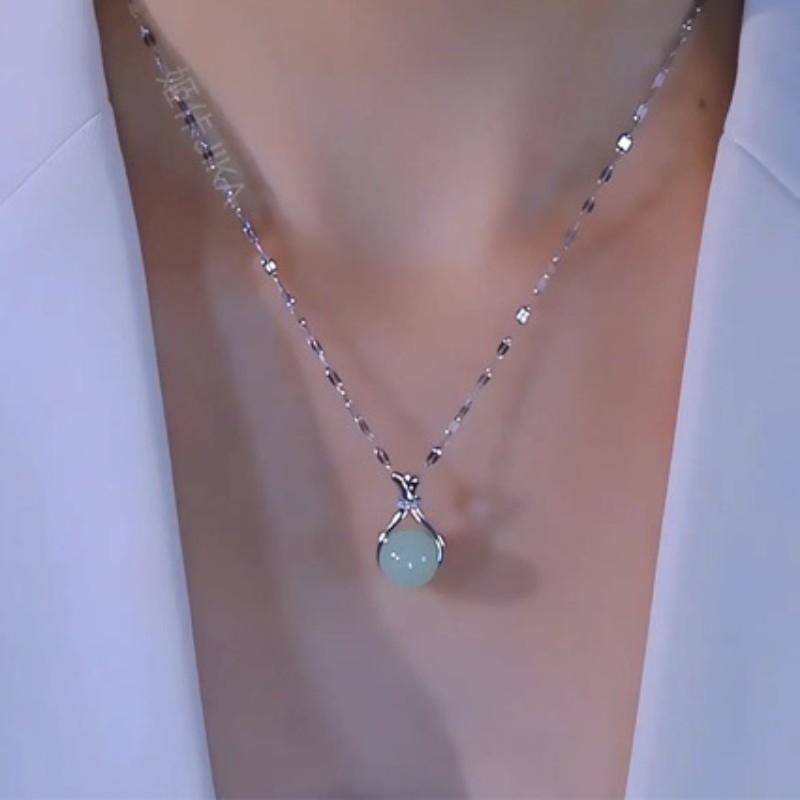 2026 New Alloy Small Pendant Lucky Necklace, Perfect Gift Idea, Stylish Accessory for Daily Wear, Ideal Present for Loved Ones