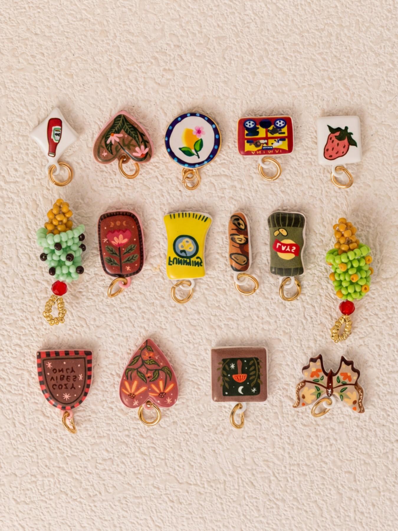 1PC Fashionable Minimalist Commute Versatile Style Pendant, Drop Painted, Strawberry, Ice Cream, Small Flower Heart, Lemon, Butterfly, Mushroom, Food Series Pendant, DIY Fashion Accessories for Keychains, Bags, and Jewelry