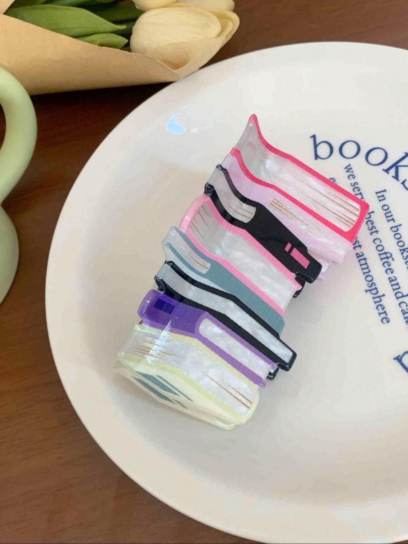 1/5-Pack Creative Bookshelf Hair Claw Clip – Cute Rainbow Color Block Acrylic Hair Accessories, Fun Book Lover Aesthetic Claw for Thick Hair, Large Non-Slip Hairpiece Gift for Daily Wear, Travel & Photoshoots
