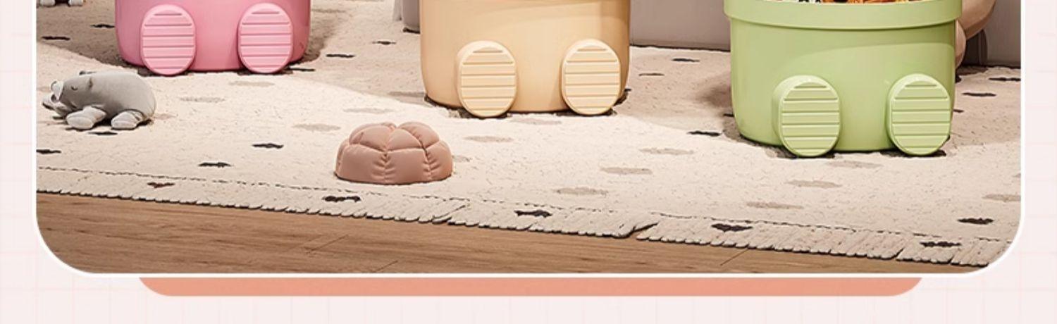 Miniature Figure Display Box Storage Box, Transparent Storage Rack for Small Collectibles and Plush Characters with Stackable Design