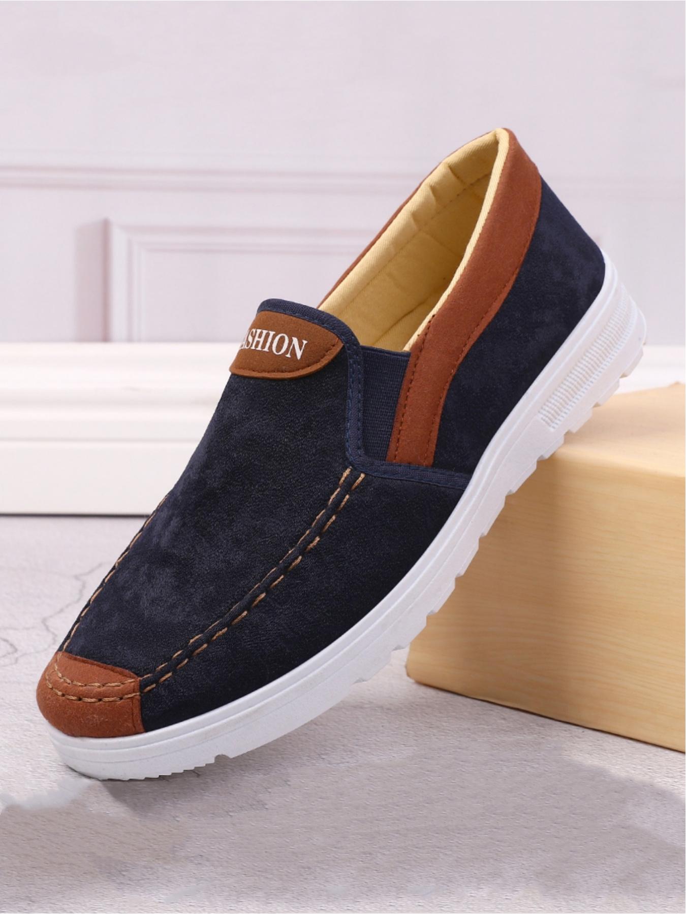Men's casual shoes, breathable upper for a comfortable and airy feel, with a contrasting color design for a stylish look. The slip-on style ensures easy wear and removal, featuring a comfortable canvas material that is lightweight and durable