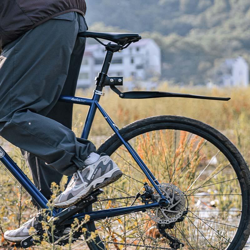 ROCKBROS Bike Fender Adjustable Rear Fender Bike Mudguard MTB Fender Cycling Mud Guard Splash Guard with Taillight