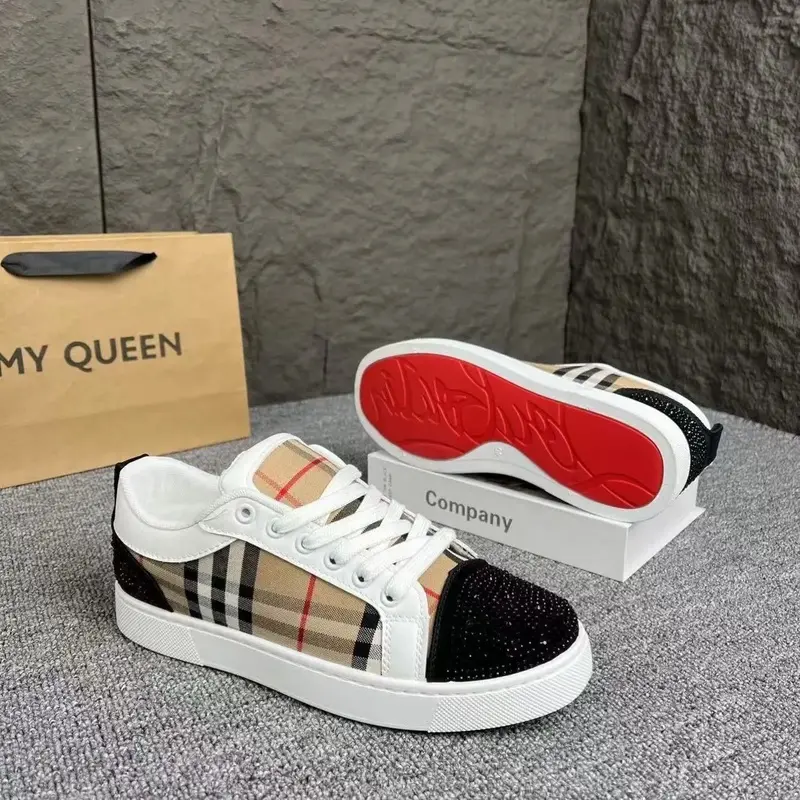 Unisex Low-top Lace-up Sports Shoes - Rivet & Rhinestone Accents, Non-slip Red Sole, Casual Fashion Breathable Multi-materials Lace-up Trainers for Training & Walking