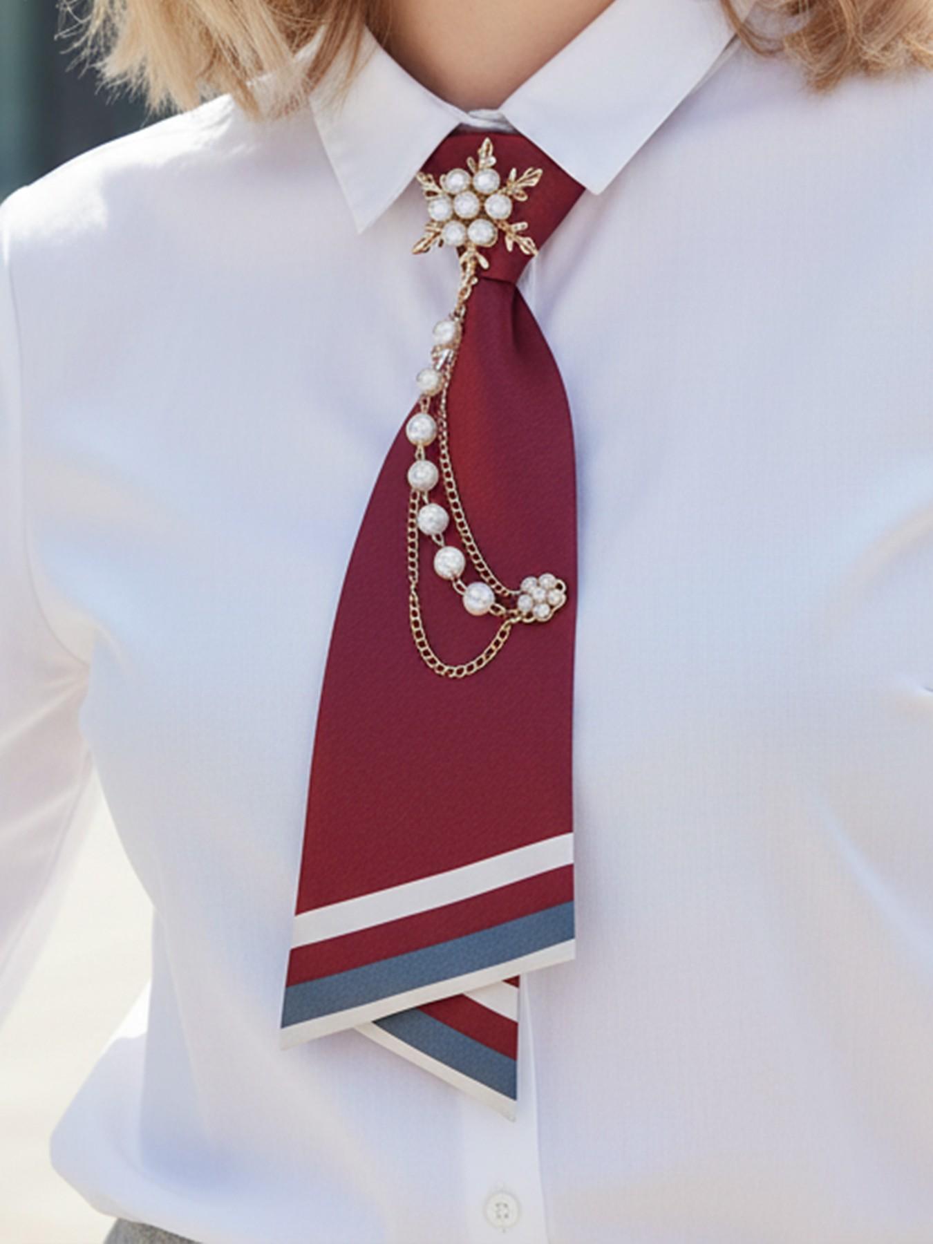 Pre-Tied Casual Elegant Tie - Smooth Satin Necktie with Imitation Pearl & Metal Accents, School Uniform & Classic Shirt Match, Ideal for Graduation & Formal Occasions