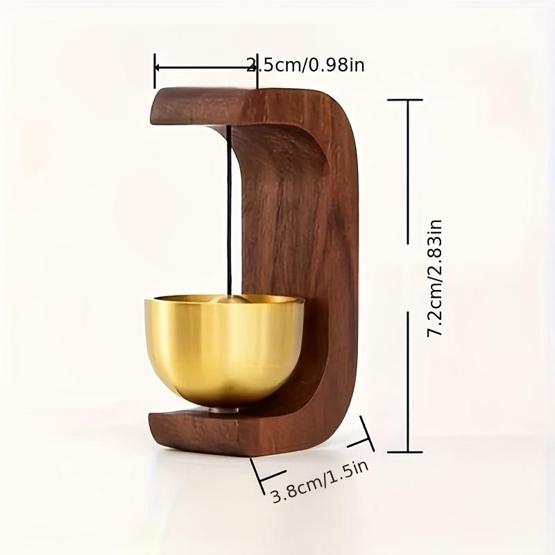 A Japanese-style wind chime with a melodious tone—a traditional hanging bell suitable for home entryways, living rooms, and bedrooms. It serves as both a serene welcoming bell and a unique cultural gift for Zen-inspired decor.