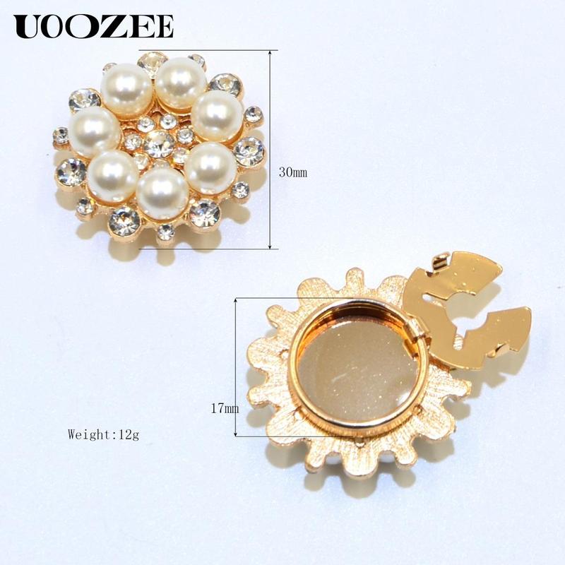 UOOZEE Women's New Fashionable Button Cover, Leopard Head Rhinestone Design with Hollow-out & Shiny Crystals, Versatile Shirt Cufflink Button Cover for Business, Social Gatherings & Daily Styling