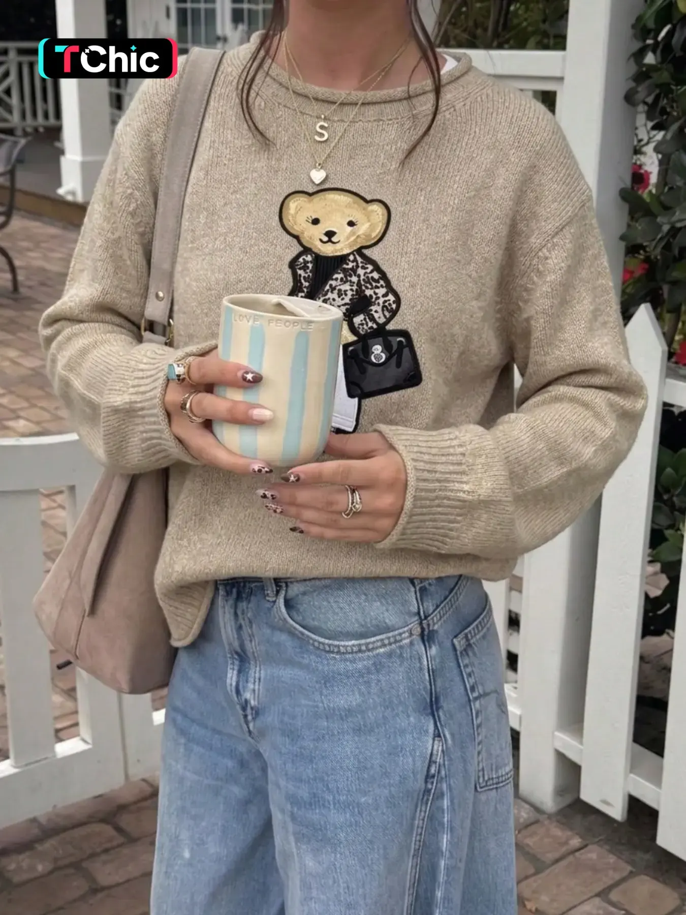 Women's Fall Winter Cute Bear Pattern Cartoon College Style Soft Knit Sweater, Cozy and Stylish Pullover for Daily Wear, Perfect Gift Idea