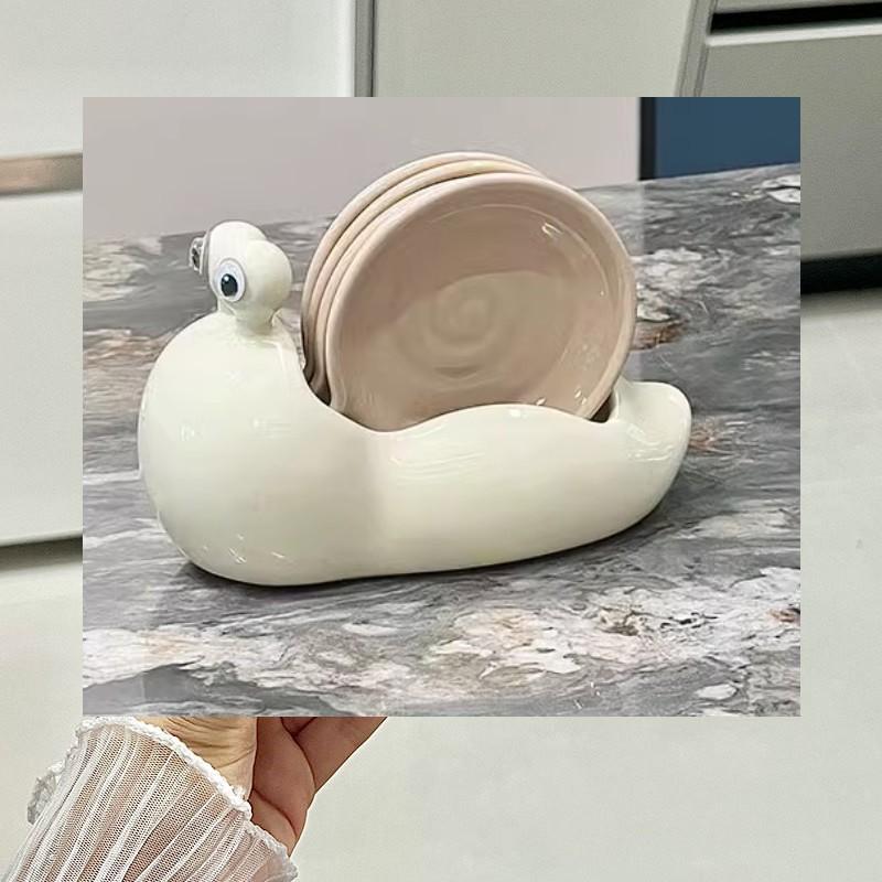 Cute Snail Ceramic Dipping Dish Set, 5-Piece Includes Storage Box, Perfect for Table or Coffee Table Snacks Desserts Candies