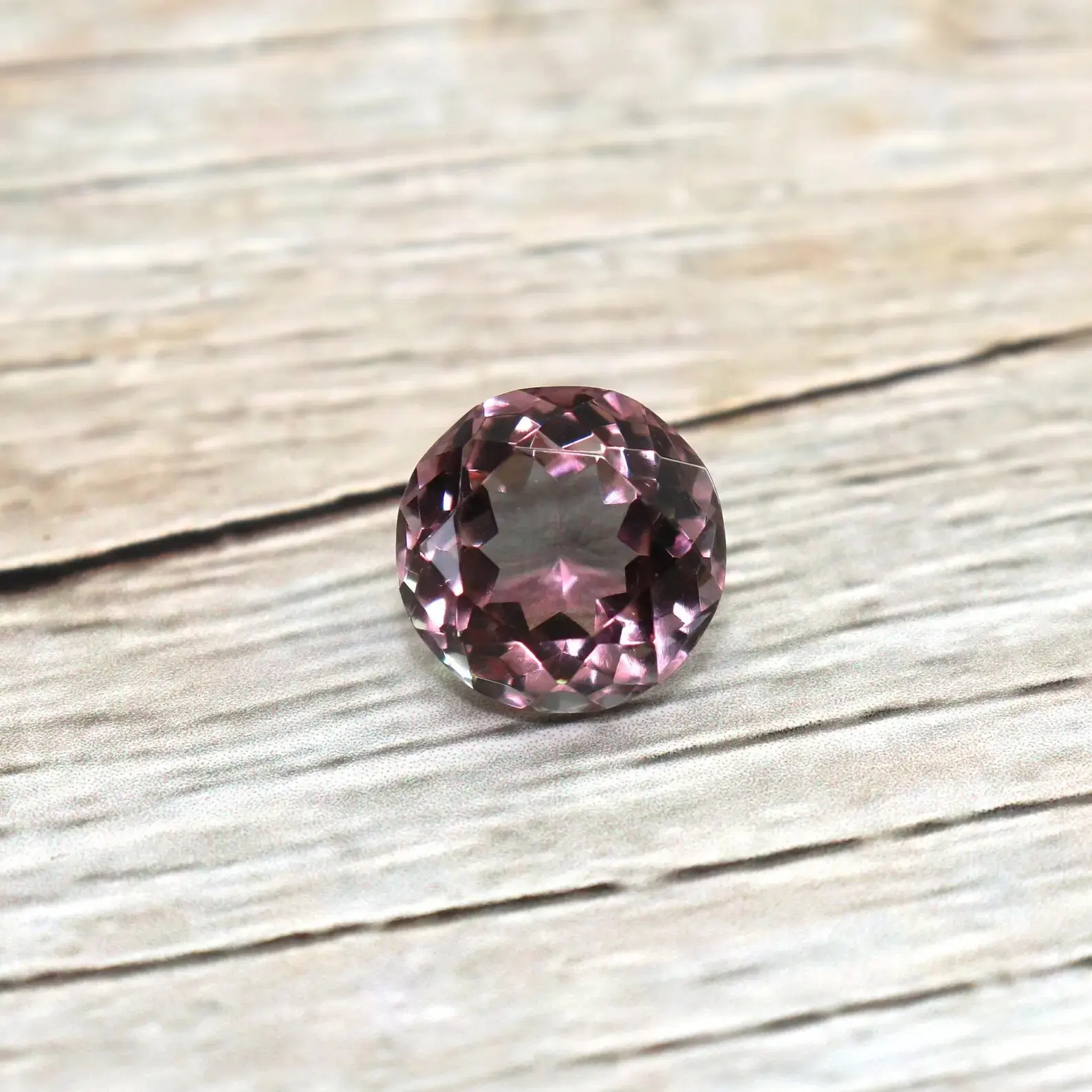 Round Cut Lab-Grown Alexandrite