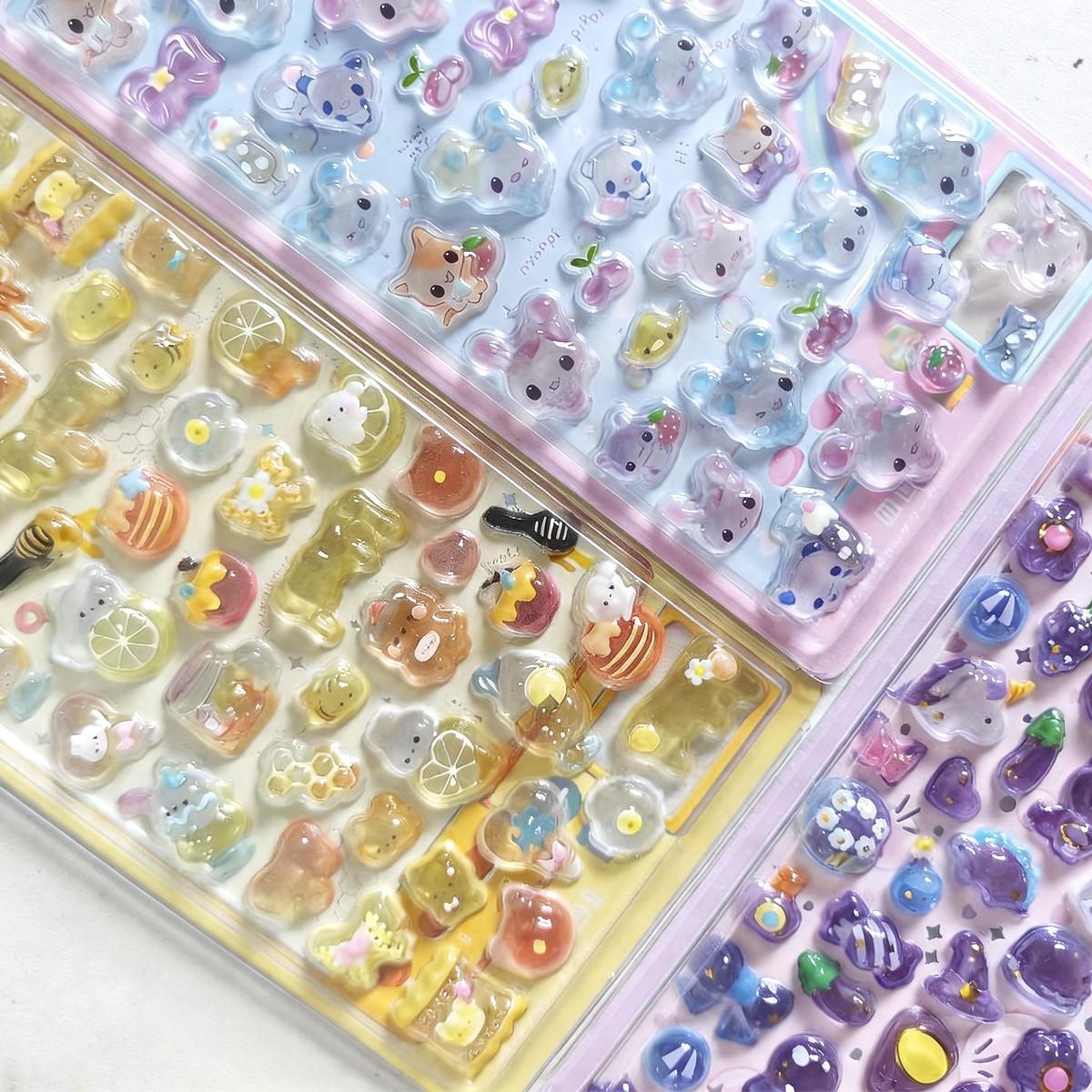 Cartoon 3D Embossed Crystal Sticker, Mixed Color Resin Self-Adhesive Decal, DIY Decoration for Journals, Phone Cases, Notebooks, Semi-Bulk Gifts, Mobile Phone Accessory, Cellphone Accessory