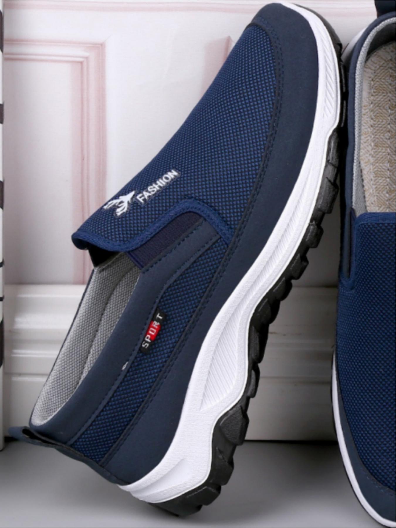 Men's casual sports shoes, breathable mesh material lightweight and comfortable wrapping, deer head logo design simple and stylish, classic and versatile, preferred for daily commuting light sports wear, boyfriend birthday surprise practical gift