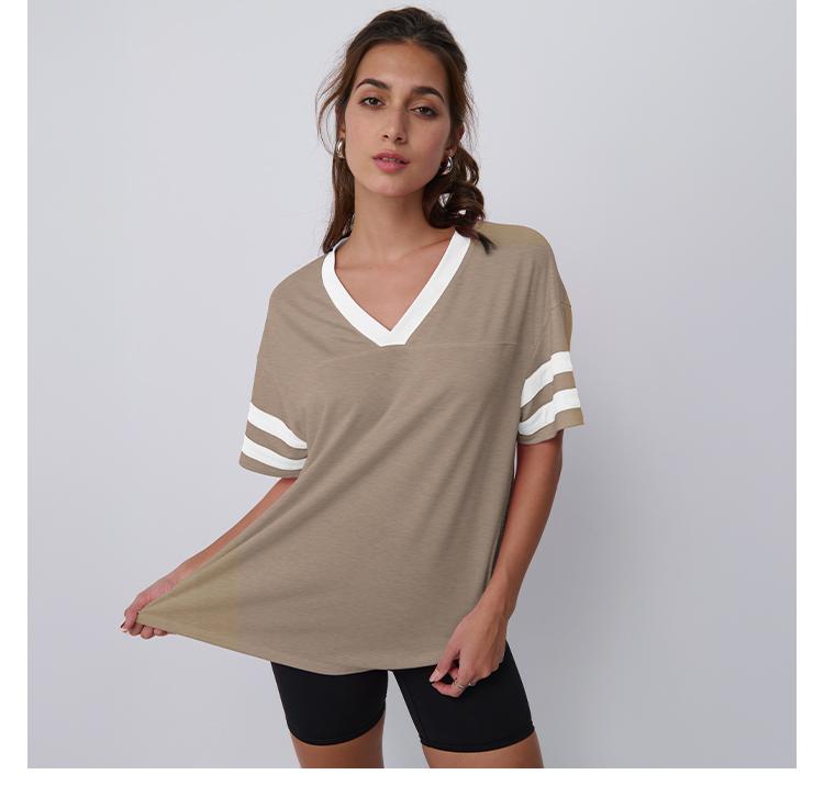 Trendy Queen Womens V-Neck Workout T Shirts Casual Loost Fit Y2K Tops Trendy Clothes 2025