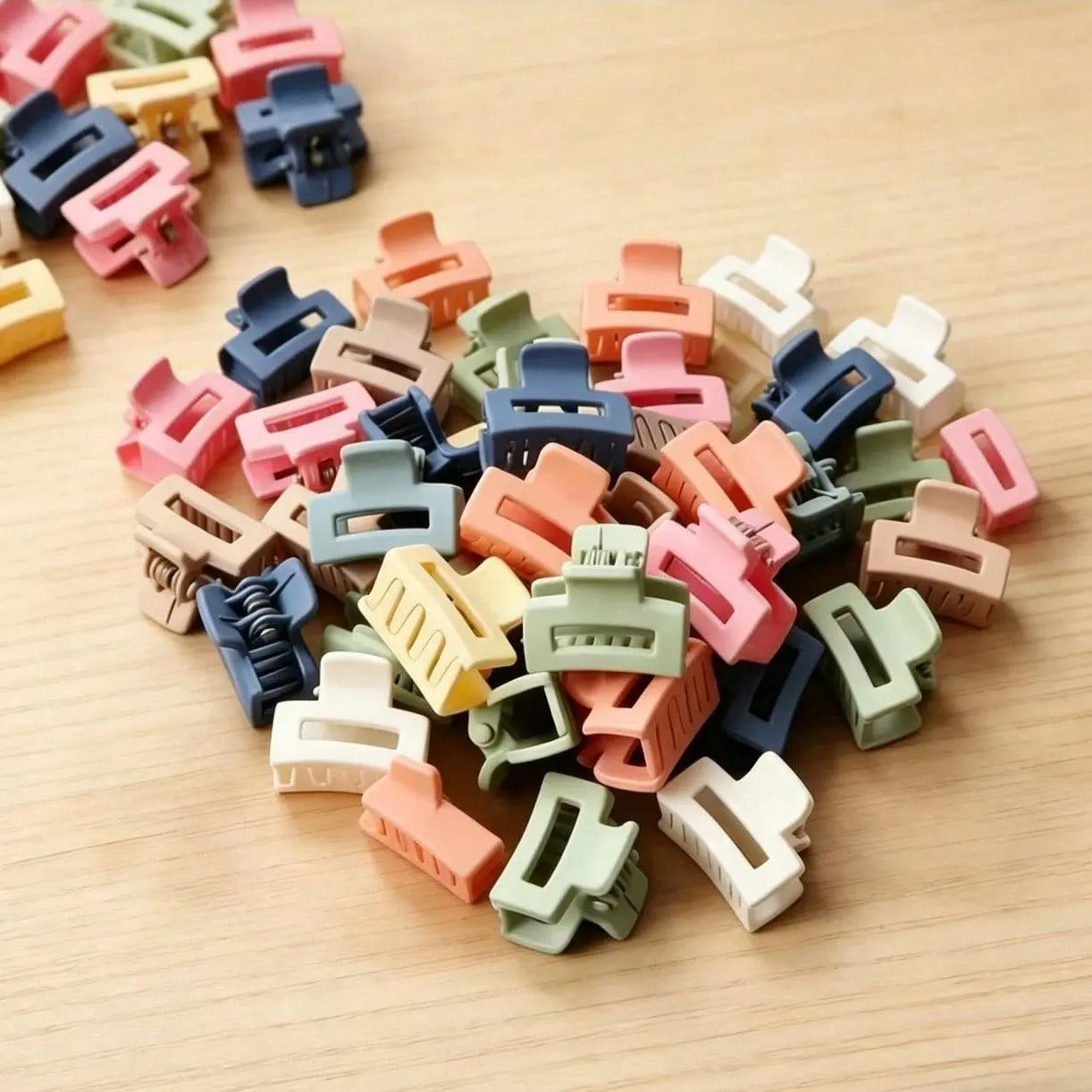 40pcs Cute Solid Color Matte Hollow Synthetic Fiber Hair Claw Clips - Casual Geometric Bow Element Candy Color Spring Hair Accessories for Party Gifts, Festive Home Supplies