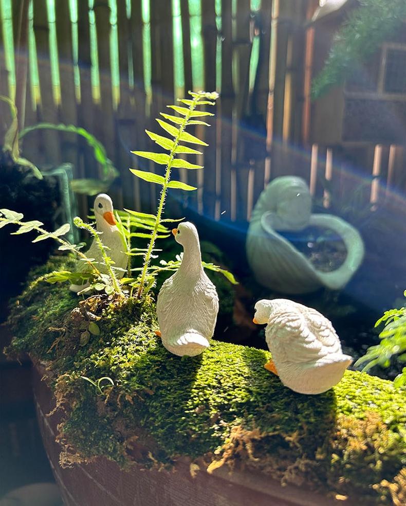 Outdoor Garden Decor Duck Animal Ornament, Miniature Landscape Figurine for Fish Tank, Handmade Yard Decoration