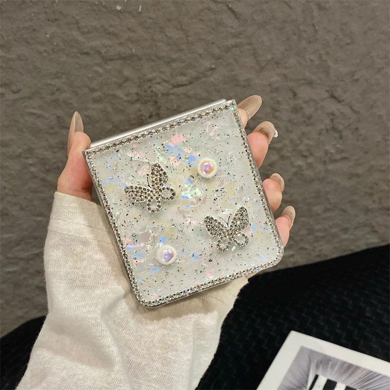 Luxury 3D Butterfly Diamond Shell Pattern Phone Case For Samsung Galaxy Z Flip 3 4 5 6 7 FE With Wrist Chain Shockproof Cover