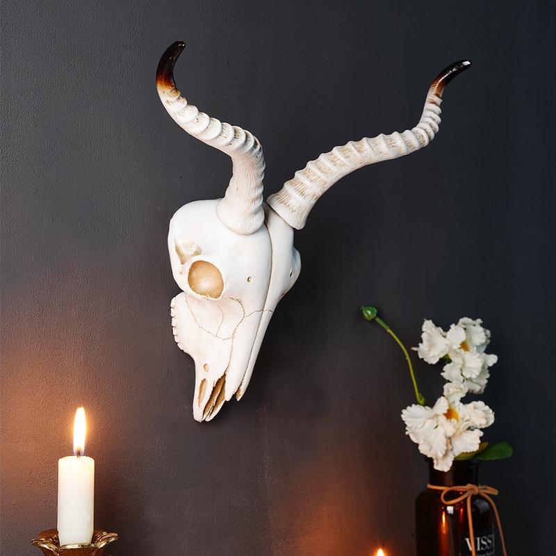 Resin Animal Skull Wall Decor Figurine Ornament, Realistic Sheep Head Bone Hanging Decoration for Ramadan Festival Home Wall Art