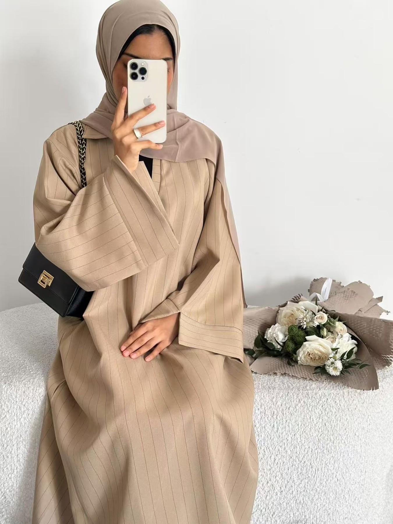 Muslim Women's Loose Striped V Neck Dress Robe, Strong Wrapping, Contains Pockets, No Headscarf, Long Sleeve, Modest Style