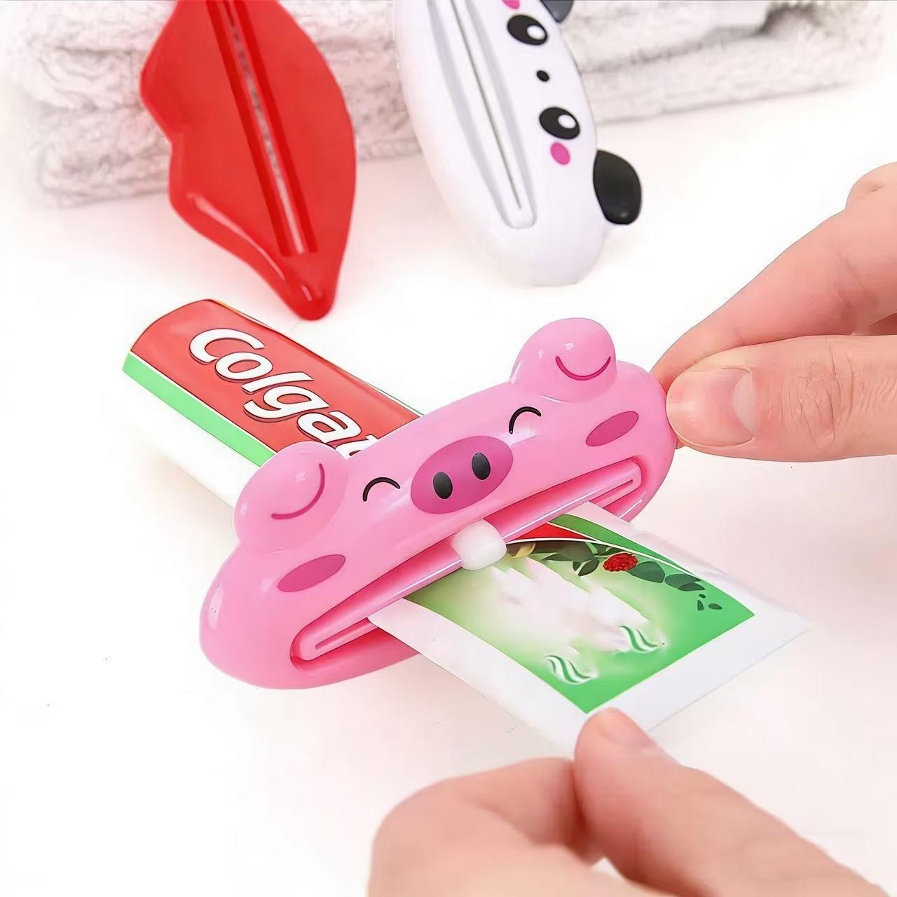 2/3 pieces of bathroom accessory animal shaped toothpaste squeezer can be reused and is easy to use. Cartoon animal toothpaste squeezer is suitable for children and adults. Fun plastic bathroom accessory, independent and easy to use, perfect toothpaste ra
