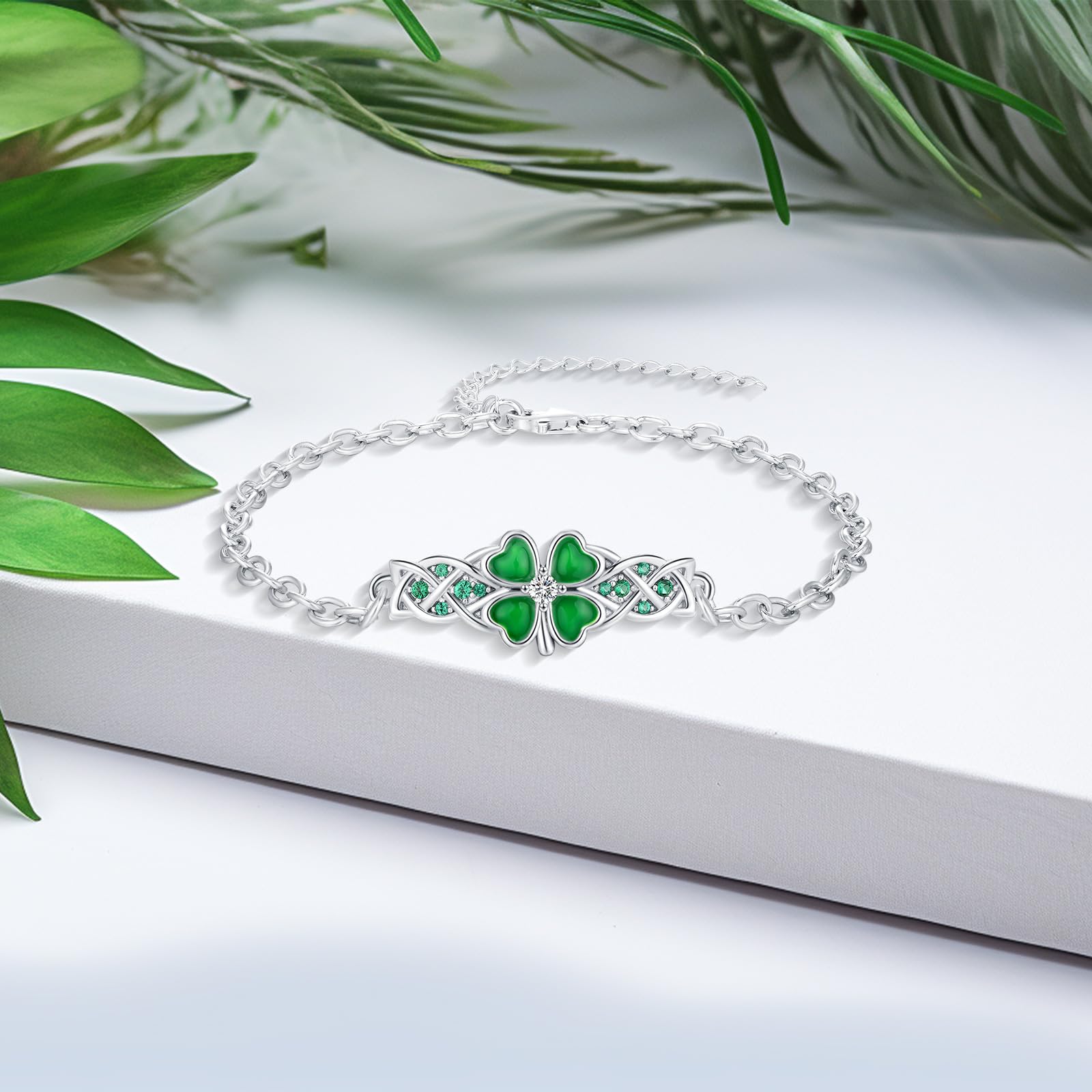 DRINSPER S925 Four-leaf Clover Bracelet Dainty Lucky Clover Bracelet with Cubic Zirconia Decor Celtic Knot Design Adjustable Bracelet St Patricks Day Fashion Green Love Diamond Crystal Jewelry Birthday Gift