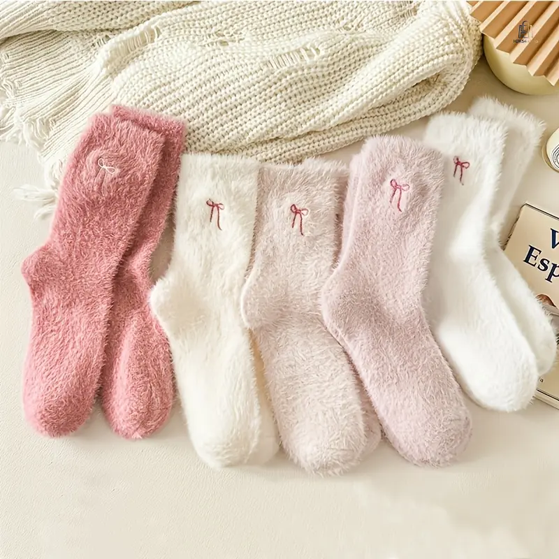 Pink Polyester Plush Fleece Warm Socks (5 Pairs with Bows) - Cold Weather Essential, Comfortable Home Wear for Teenagers, Boosts Warmth, Ideal for Indoor Leisure Activities