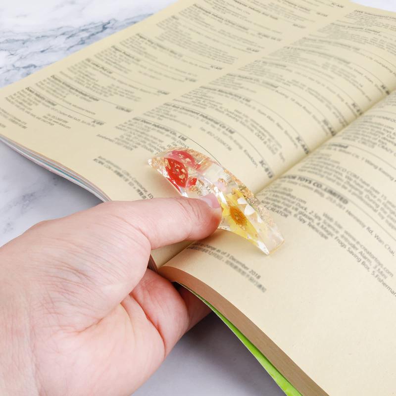 Dried Flower Resin Book Holders, 1 Piece Creative Reading Thumb Ring Page Holder, Reading Accessory for Reader Lover Bookworm