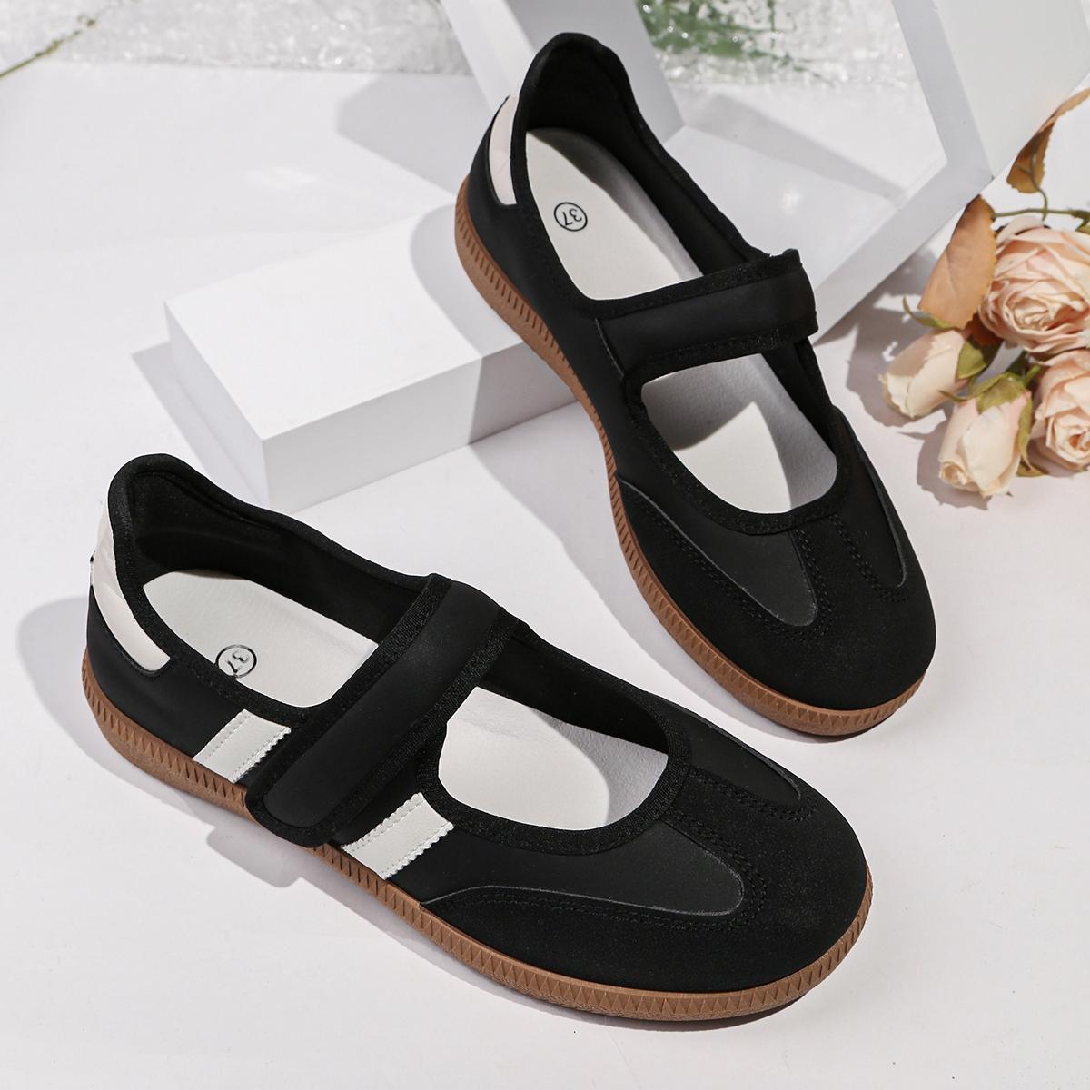 Ladies Dance Sneakers Comfortable Lightweight Non Slip Jazz Shoes for Women Perfect for Ballet Hip Hop and Aerobics