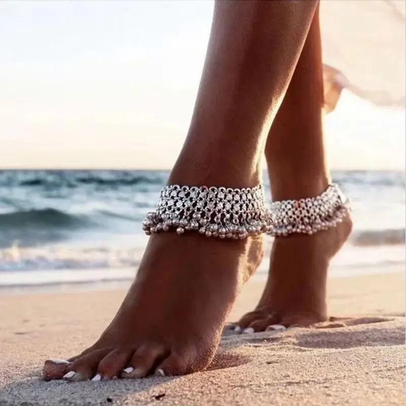 European and American retro exaggerated ethnic style anklets, women's beach bell tassel foot decorations