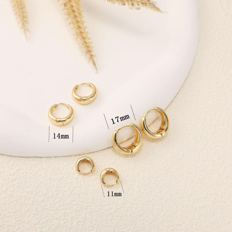 Chunky Gold Hoop Earrings for Women - 18K  Gold Plated Lightweight Hollow Hypoallergenic Earrings for Women