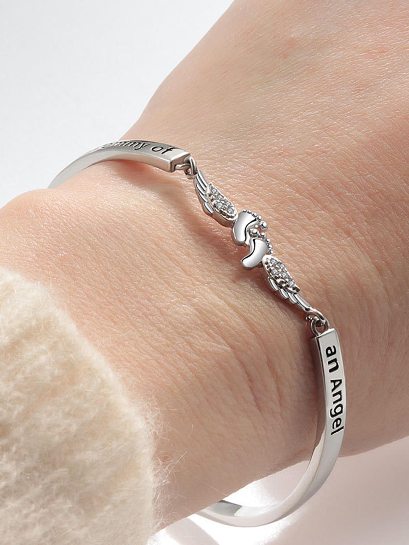 Mother's Day Angel Mom Bracelet, Cute Footprint Ring, Adjustable Infinite Circular Bracelet, Angel Baby Memorial Bracelet - With Angel Wings and Footprints as Remembrance Decorations. A Memorial Gift for the Baby's Death,For the strongest mother.