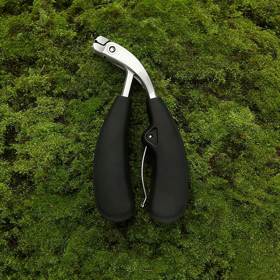 Large Opening Curved Nail Clippers, Triple Anti-Splash Storage Heavy Duty Trimmer for Thick Toenails and Elderly Daily Use