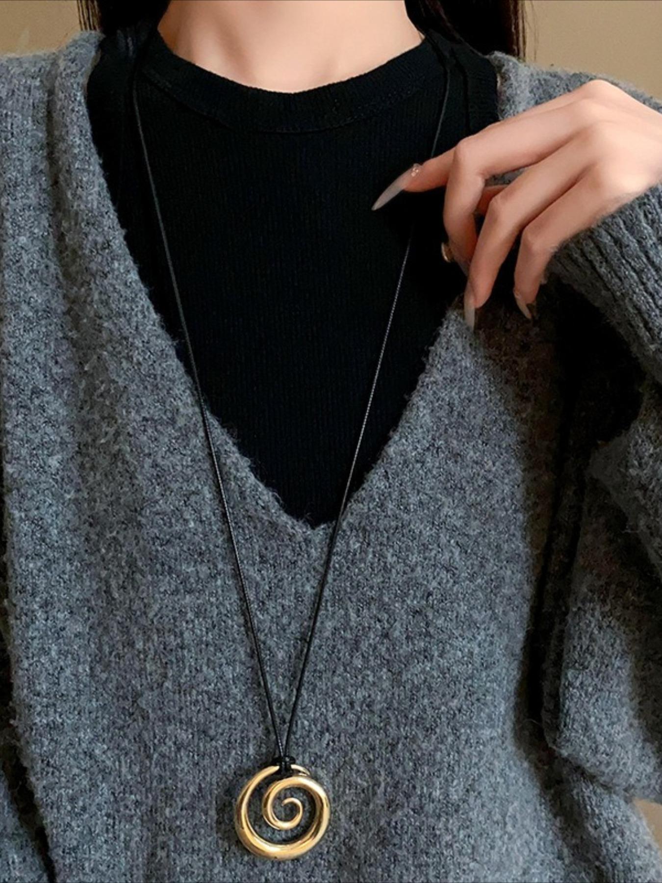 1 Piece of Fashionable Metal Spiral Pendant Necklace, Women's Necklace, Simple and Casual, Versatile, Party, Daily Commuting Necklace