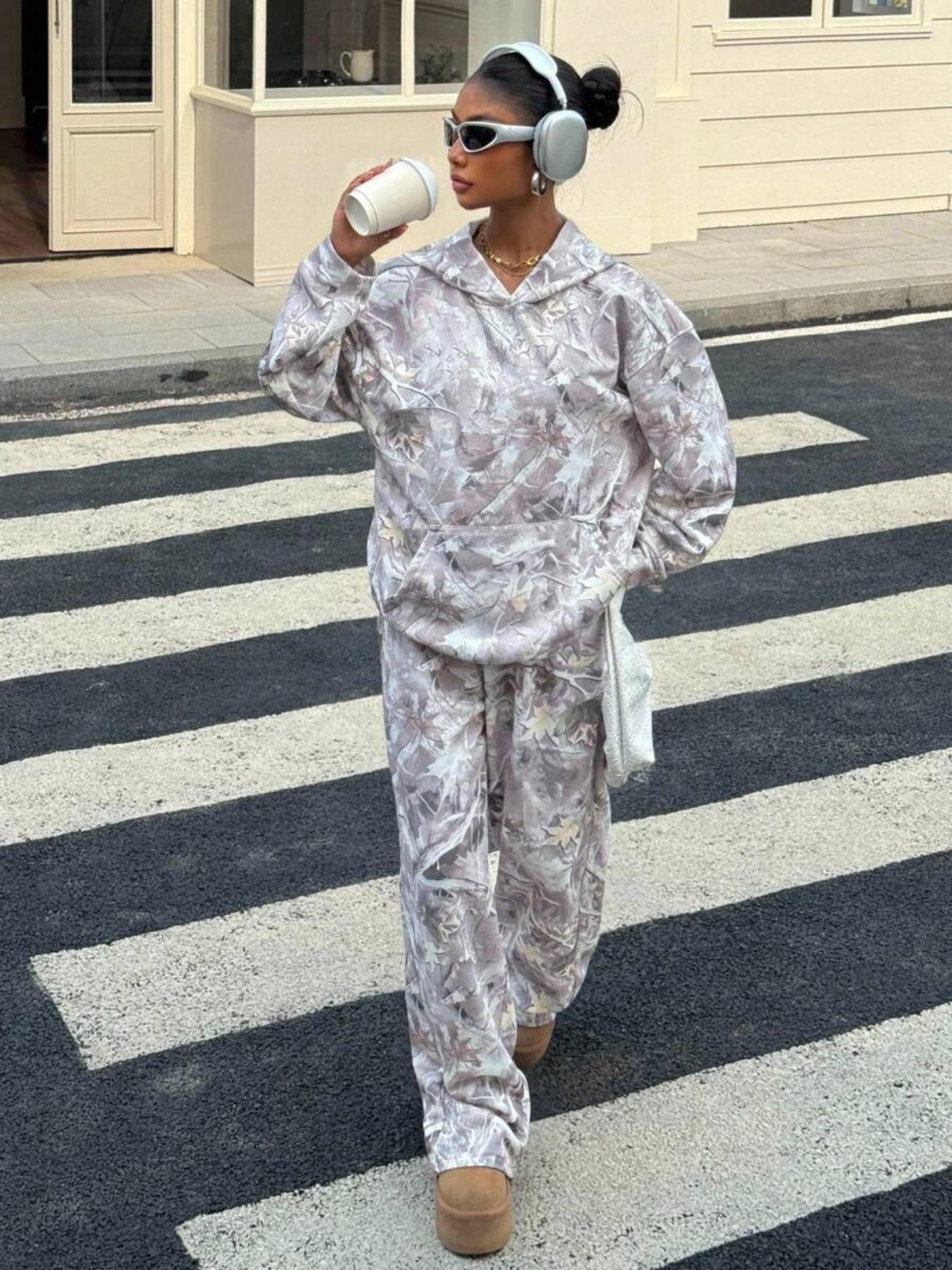 Women's Casual Fall Winter Hoodie Set, Long Sleeve, Camouflage Print, Elastic Waist Pants, Loose Fit, Thick Fabric, Daily Wear