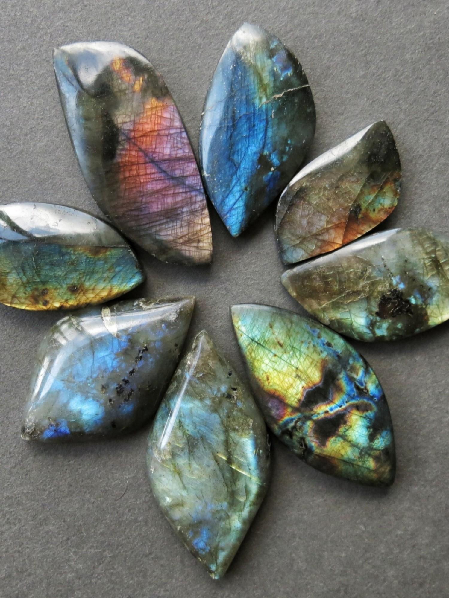 Natural Flash Labradorite Leaf Cabochon, Polished Teardrop Gemstone Beads, DIY Jewelry Making, Earring Pendant, Home Decor Gift