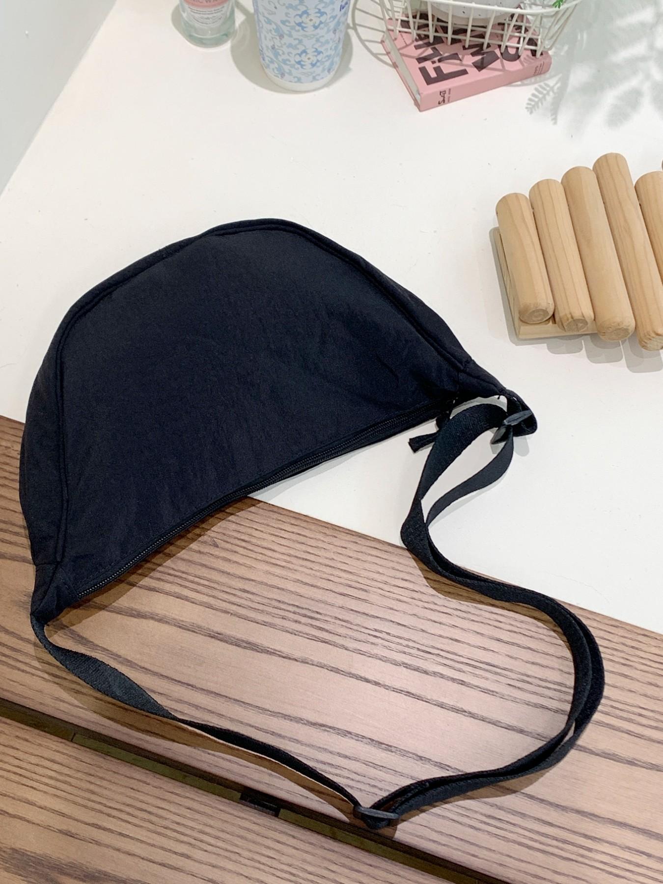 Smart Moon Shape Bag, Adjustable Shoulder Strap Mini Bag, Lightweight Waterproof Nylon Material, Zipper Closure, Casual Crossbody Bag for Everyday Use