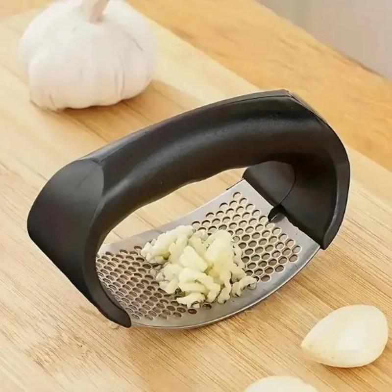 Stainless Steel Garlic Press, Easy to Clean and Durable Kitchen Tool, Ideal for Chopping and Crushing Garlic, Perfect for Apartments and Dorms