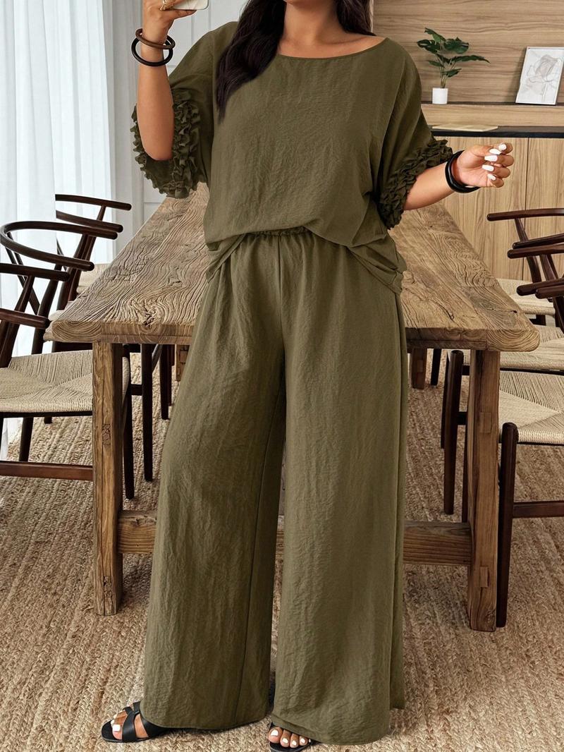 Plus Size Solid Color Round Neck Batwing Sleeve Shirt and Wide Leg Pants Casual Two-Piece Set, Comfortable and Stylish